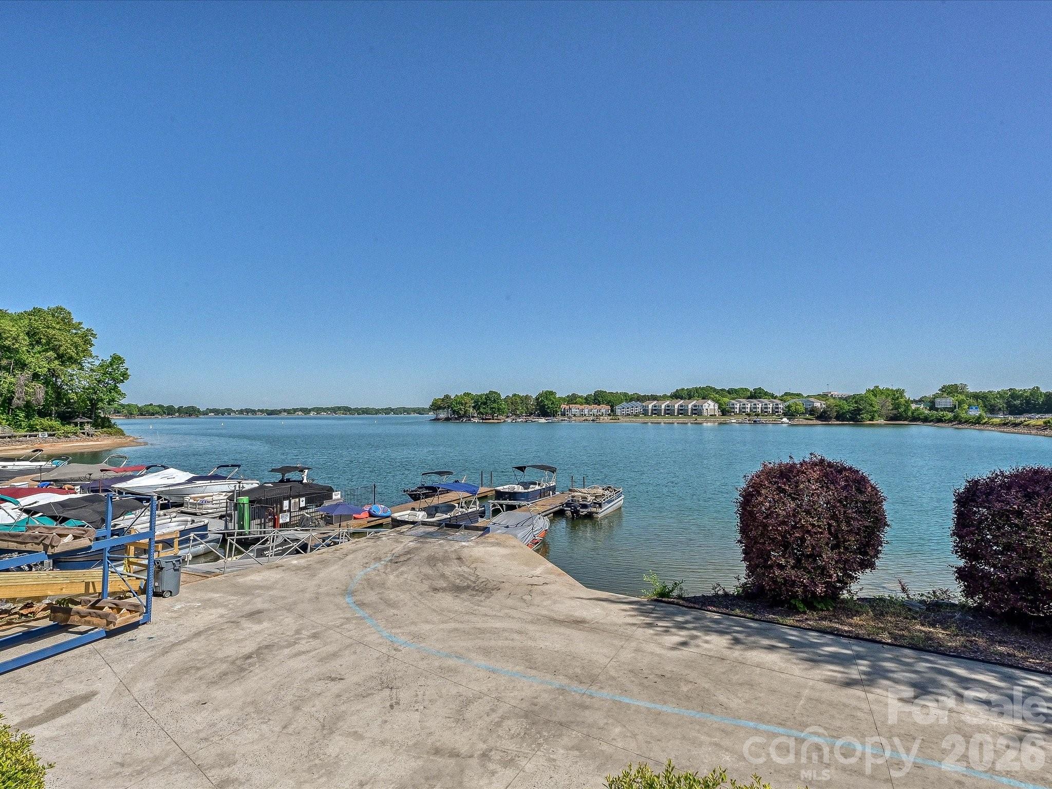 Crown Harbor - Residential