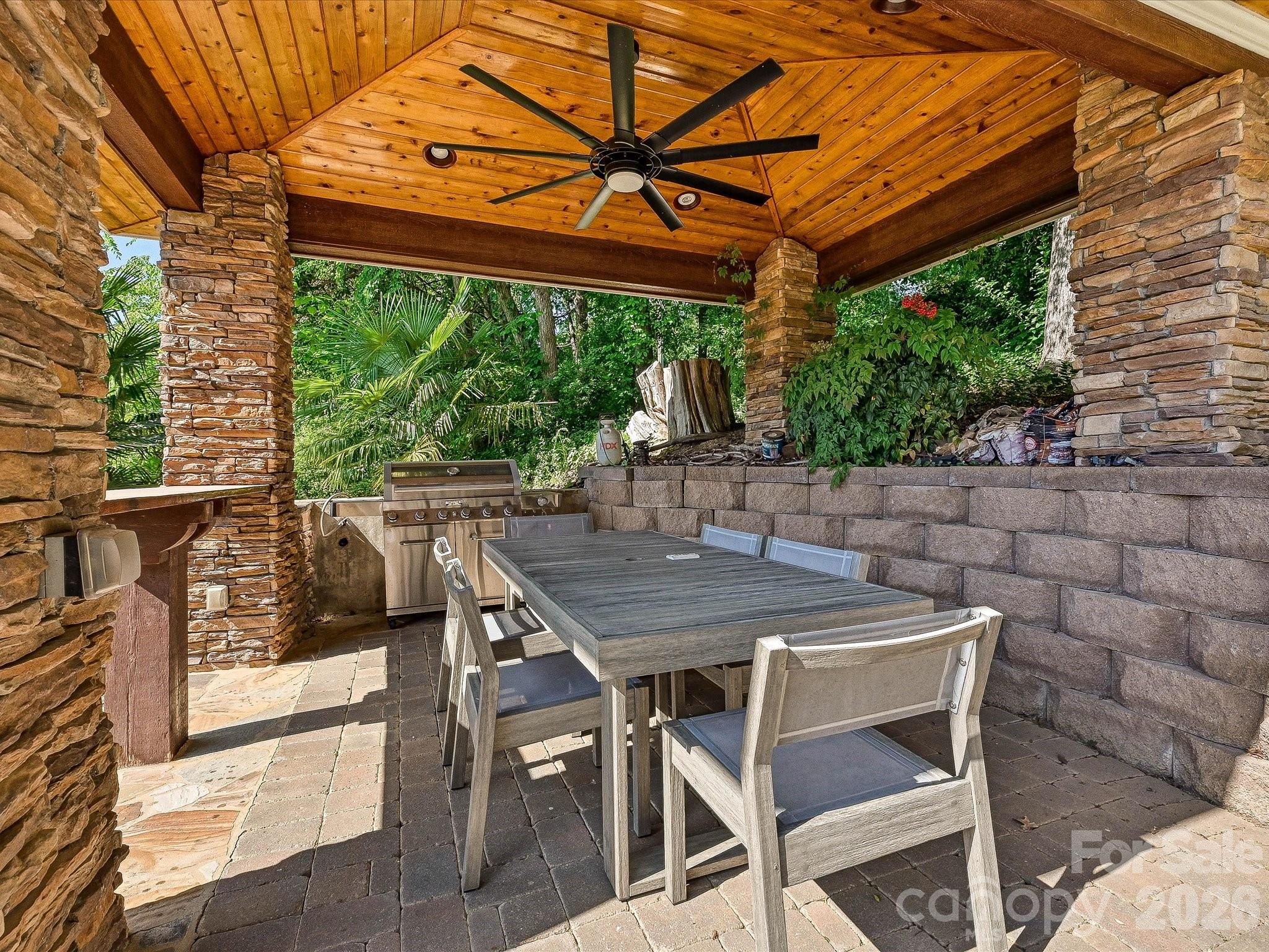 Crown Harbor - Residential