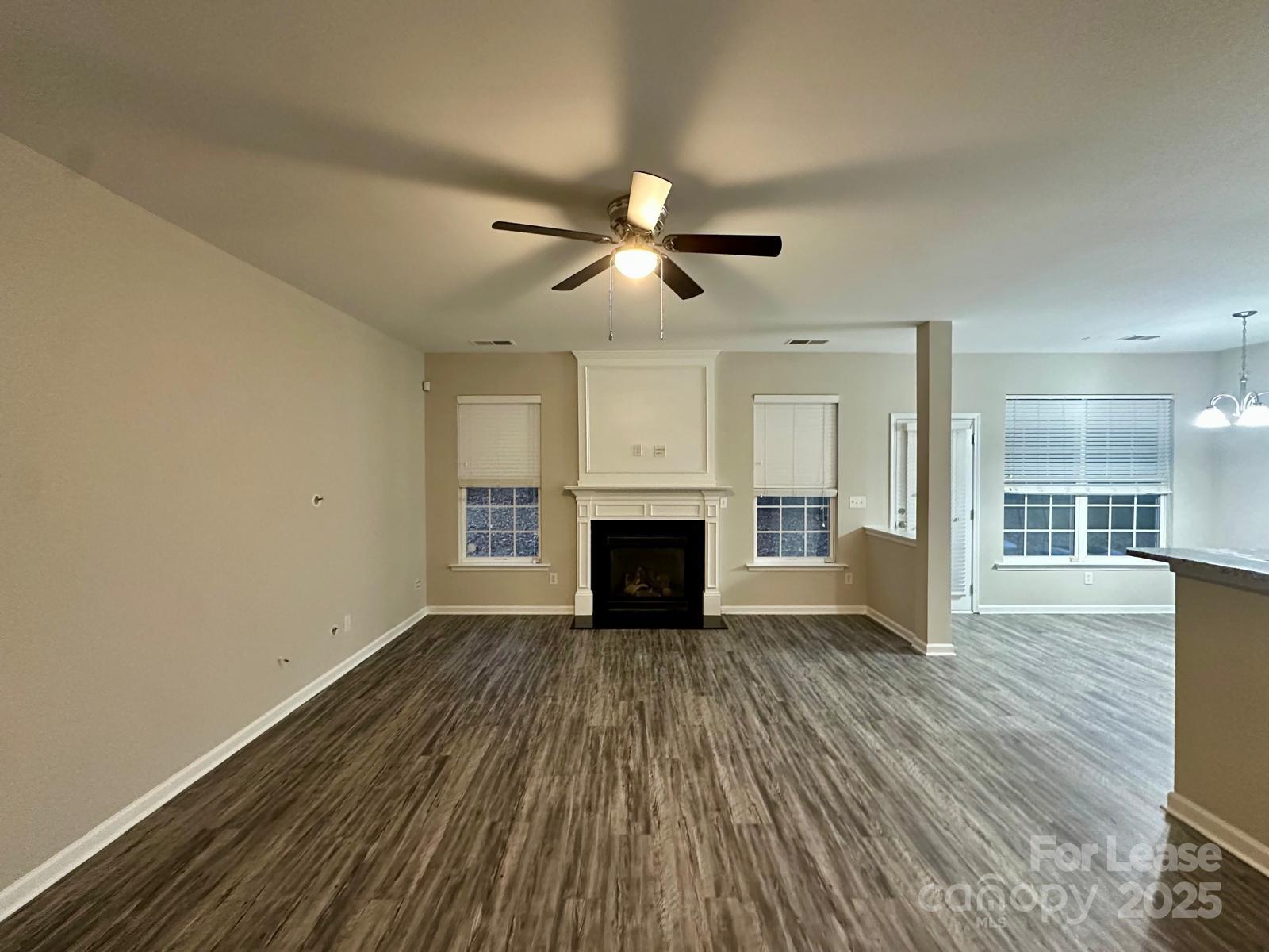 4427 Eglinton Toll Court