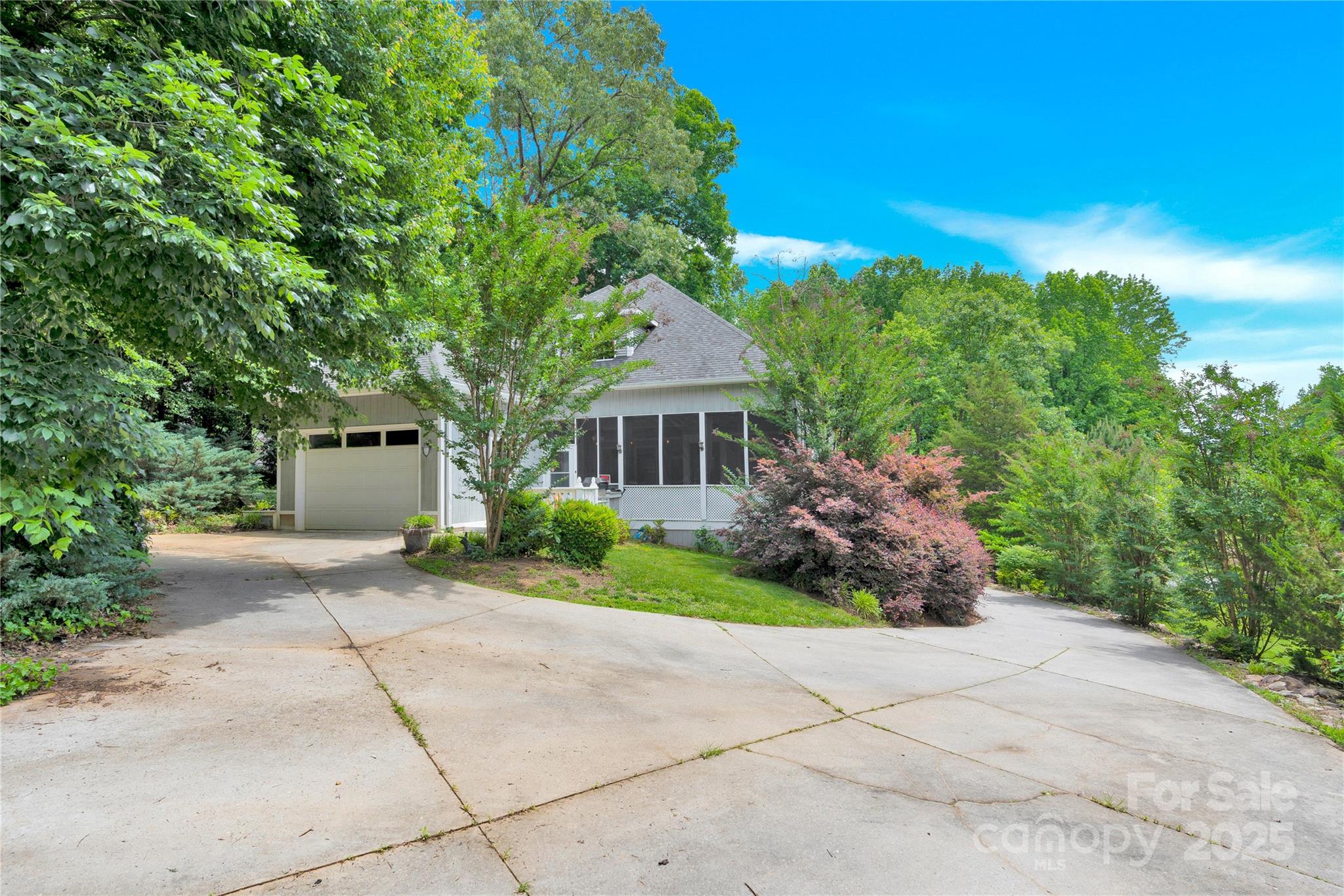 267 Ikerd Drive SE