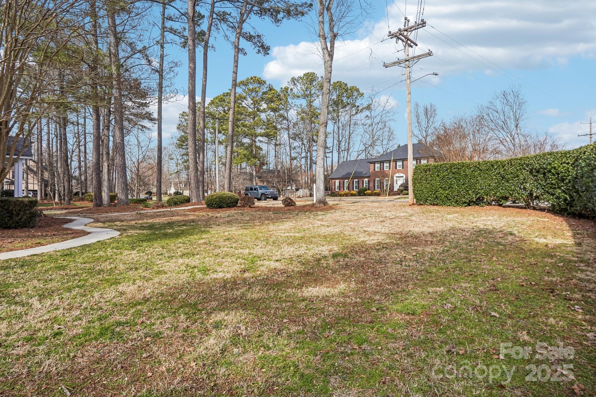 Oakhurst - Residential