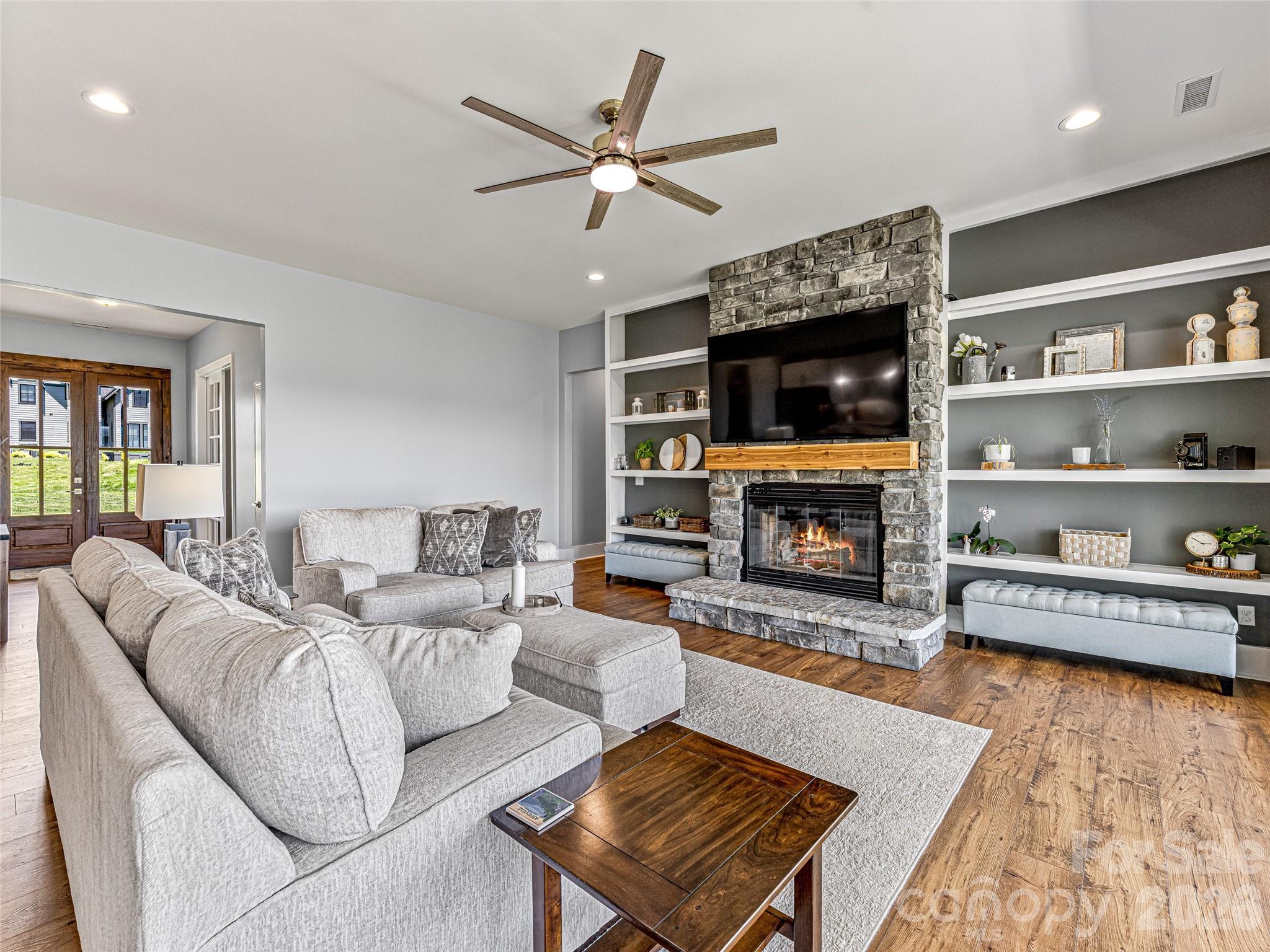 The Farm at Mills River - Residential