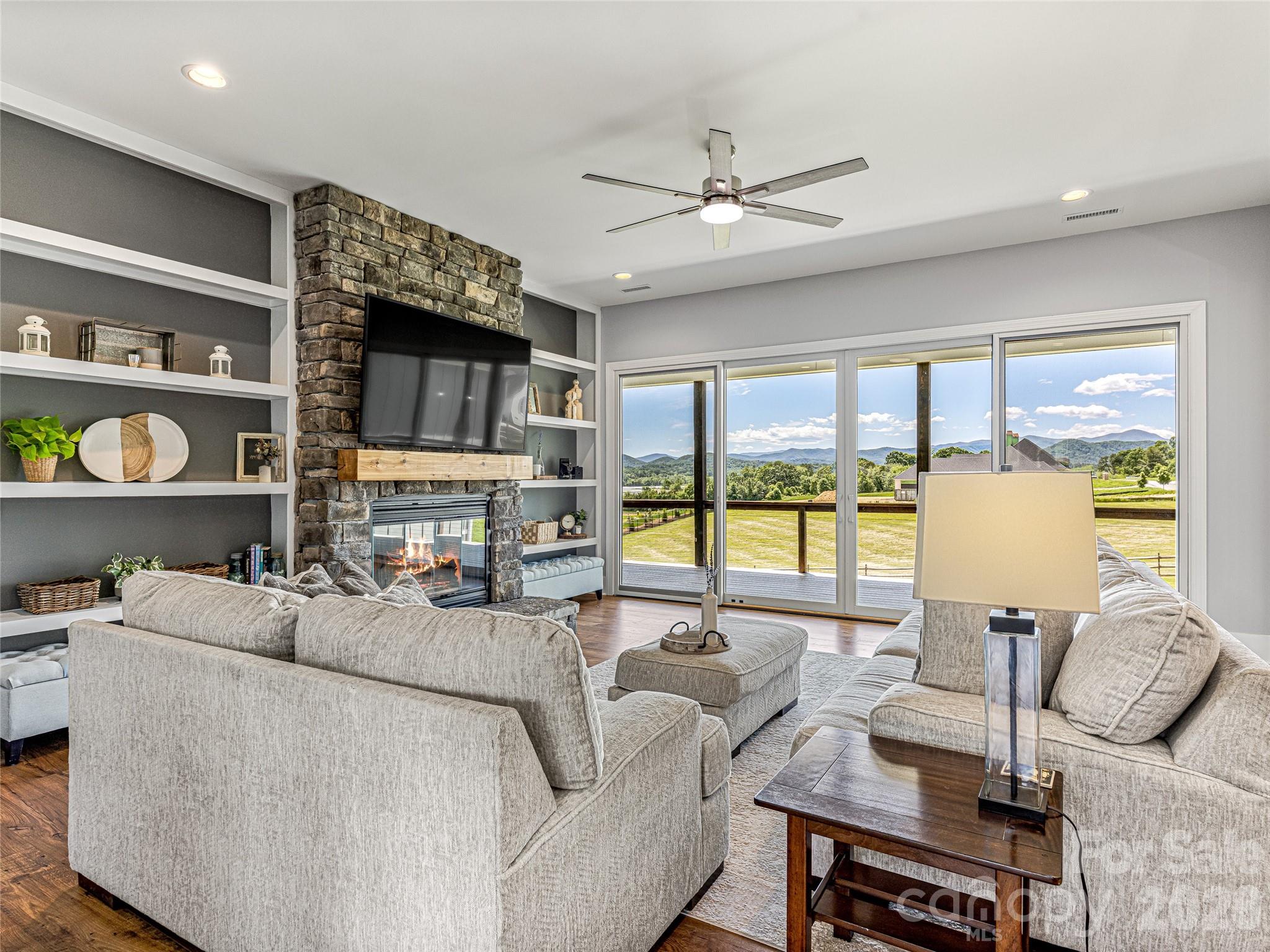 The Farm at Mills River - Residential