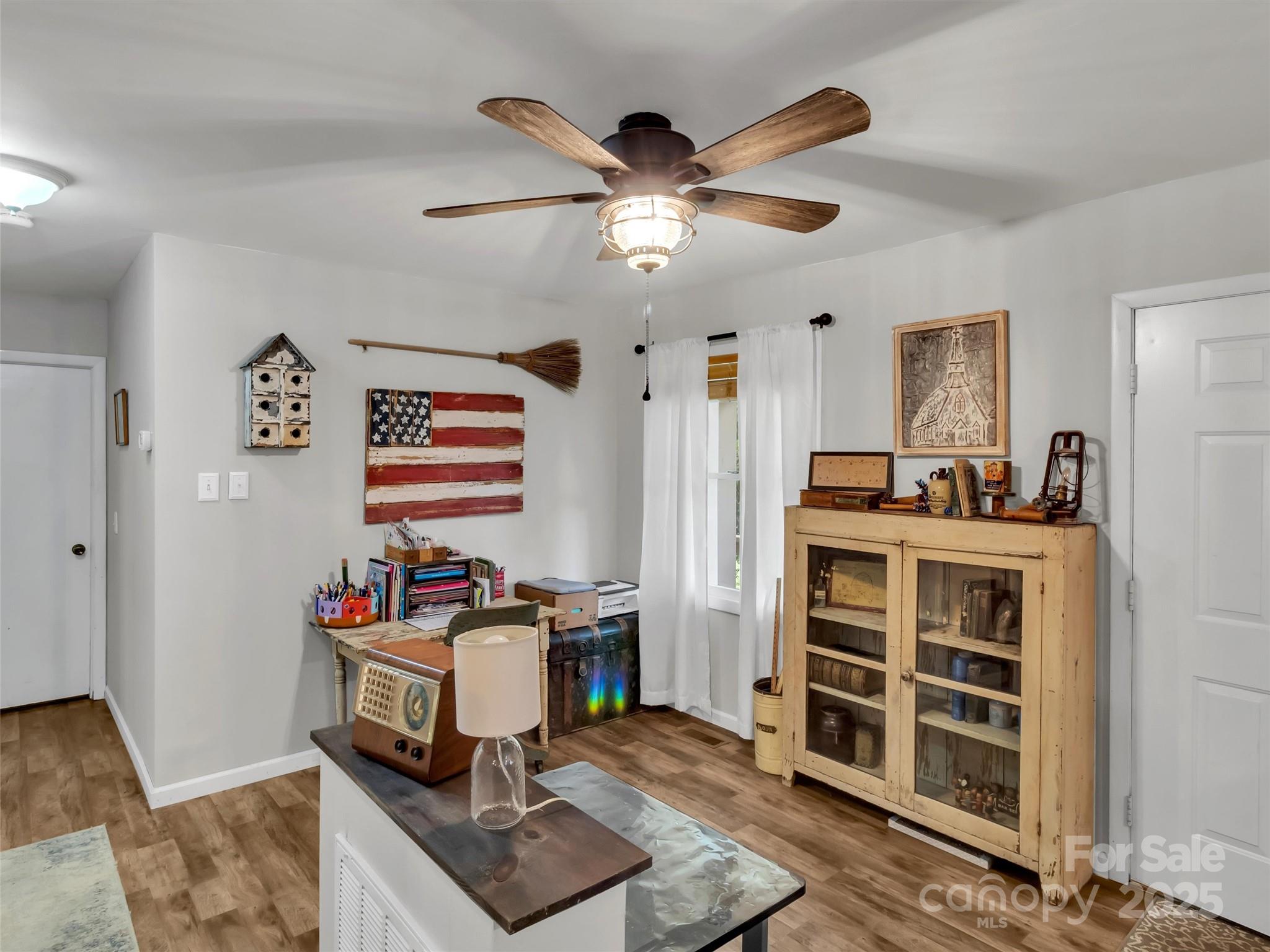 Baird Cove - Residential