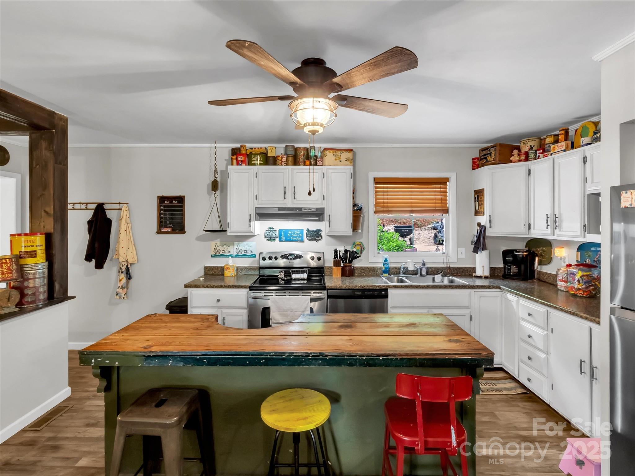 Baird Cove - Residential