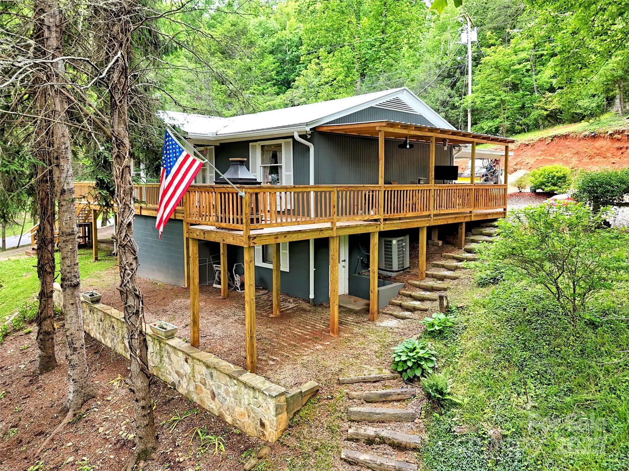 Baird Cove - Residential