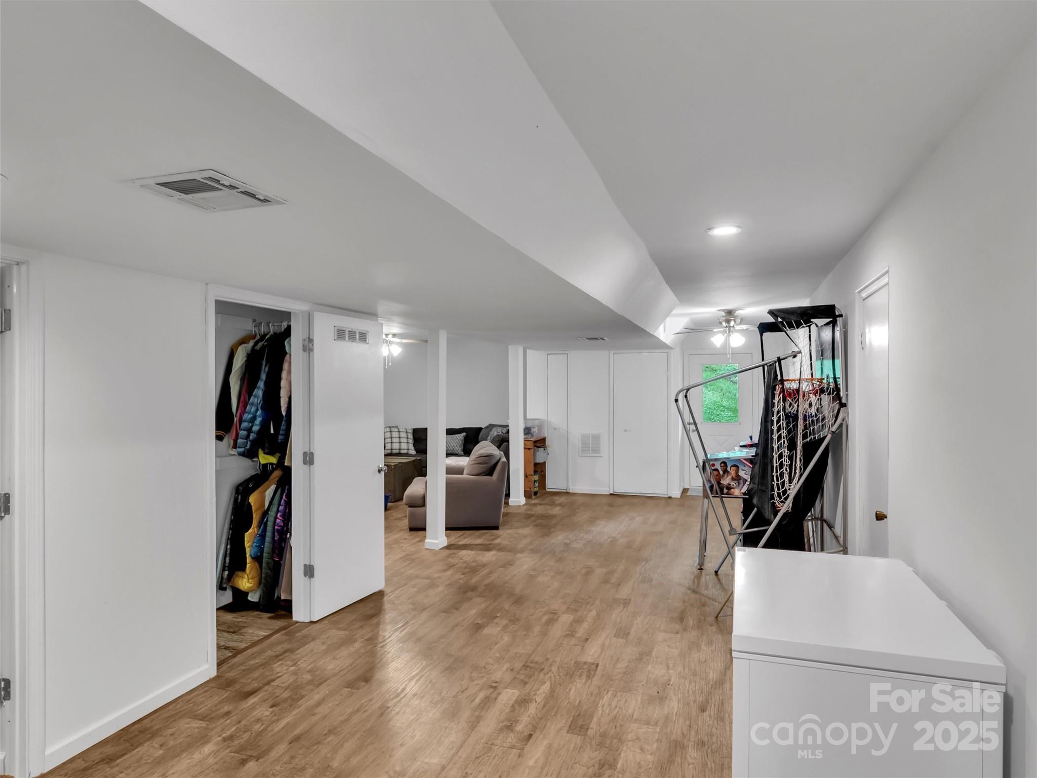 Baird Cove - Residential