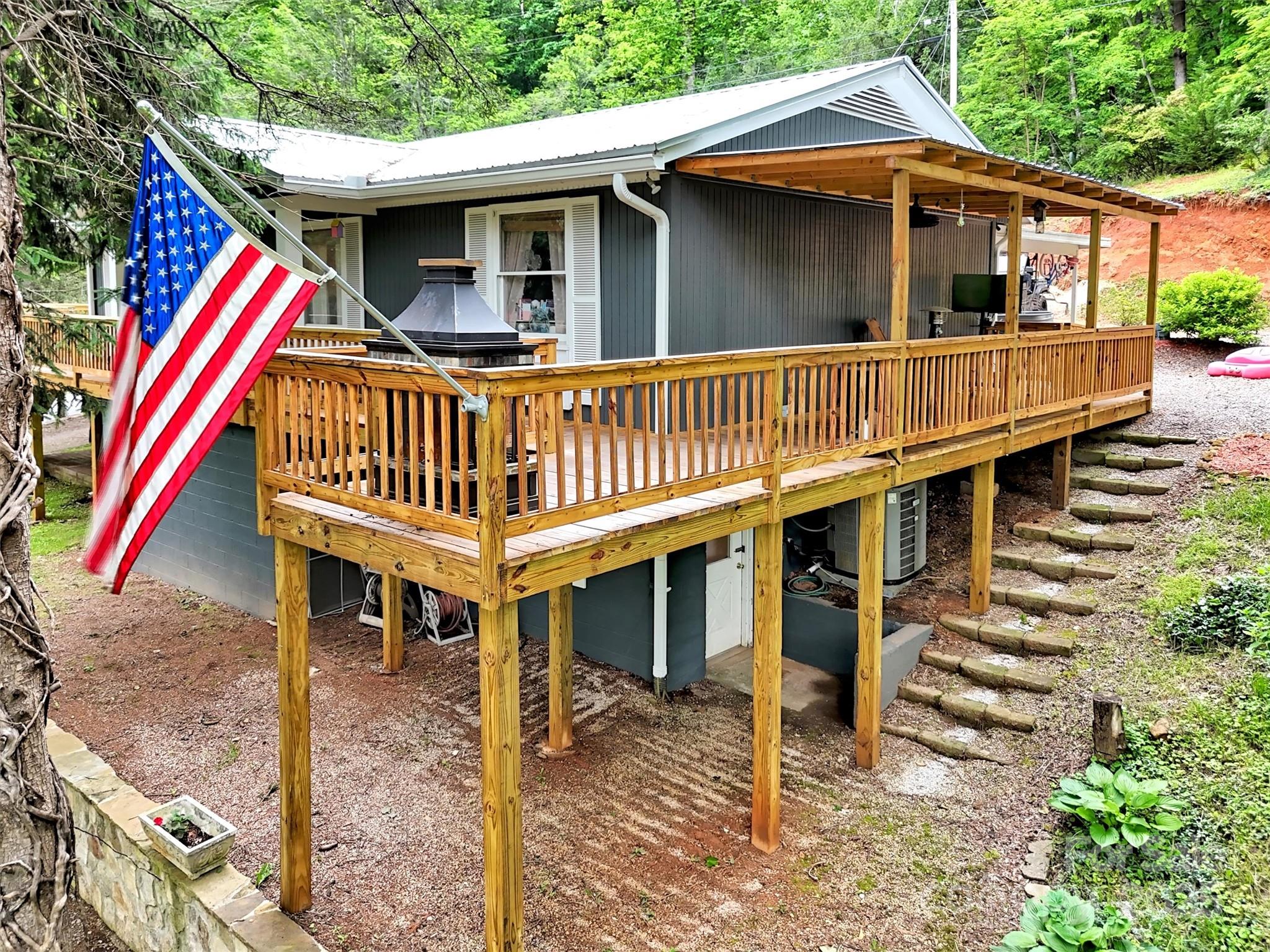 Baird Cove - Residential