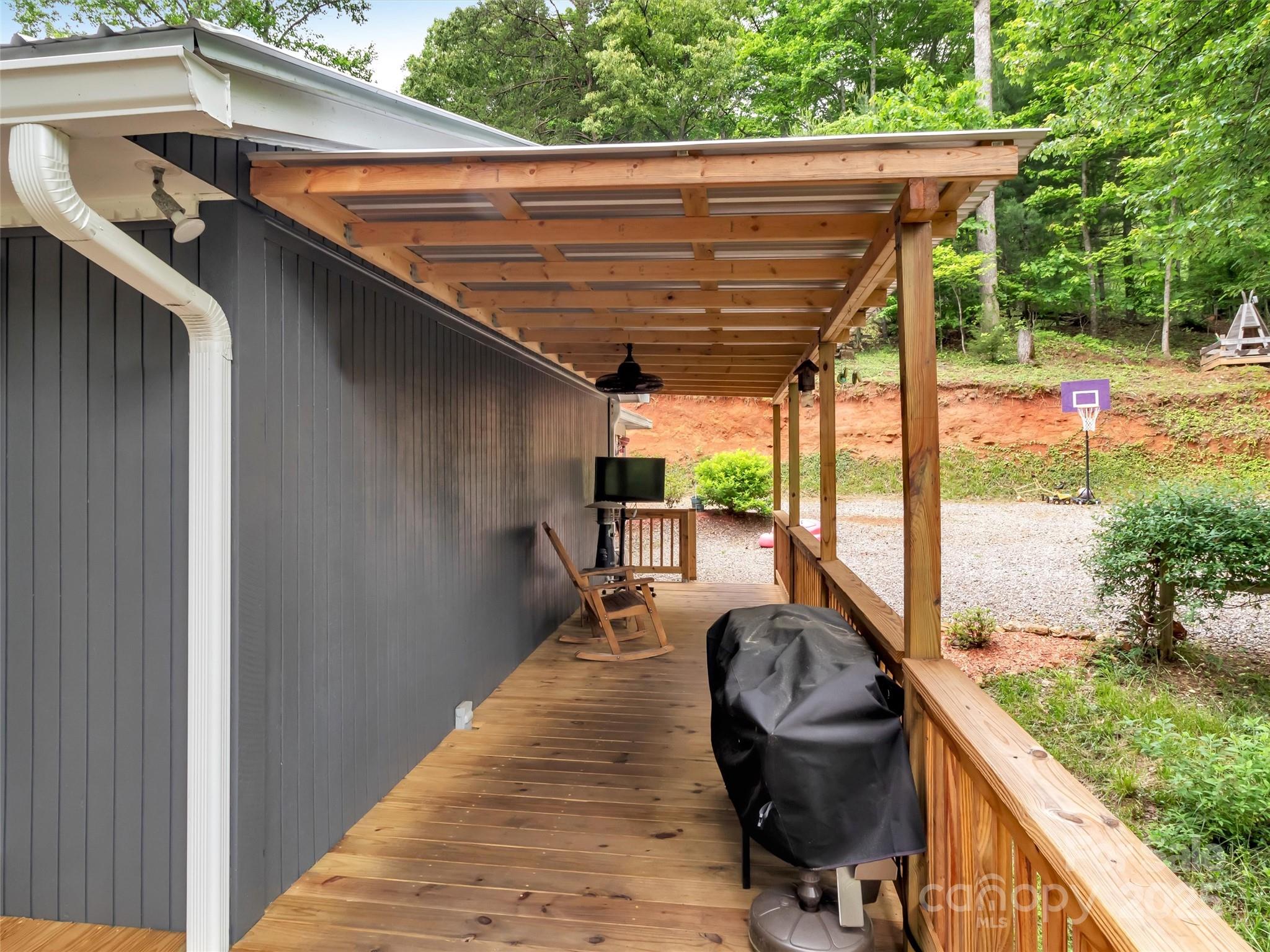 Baird Cove - Residential