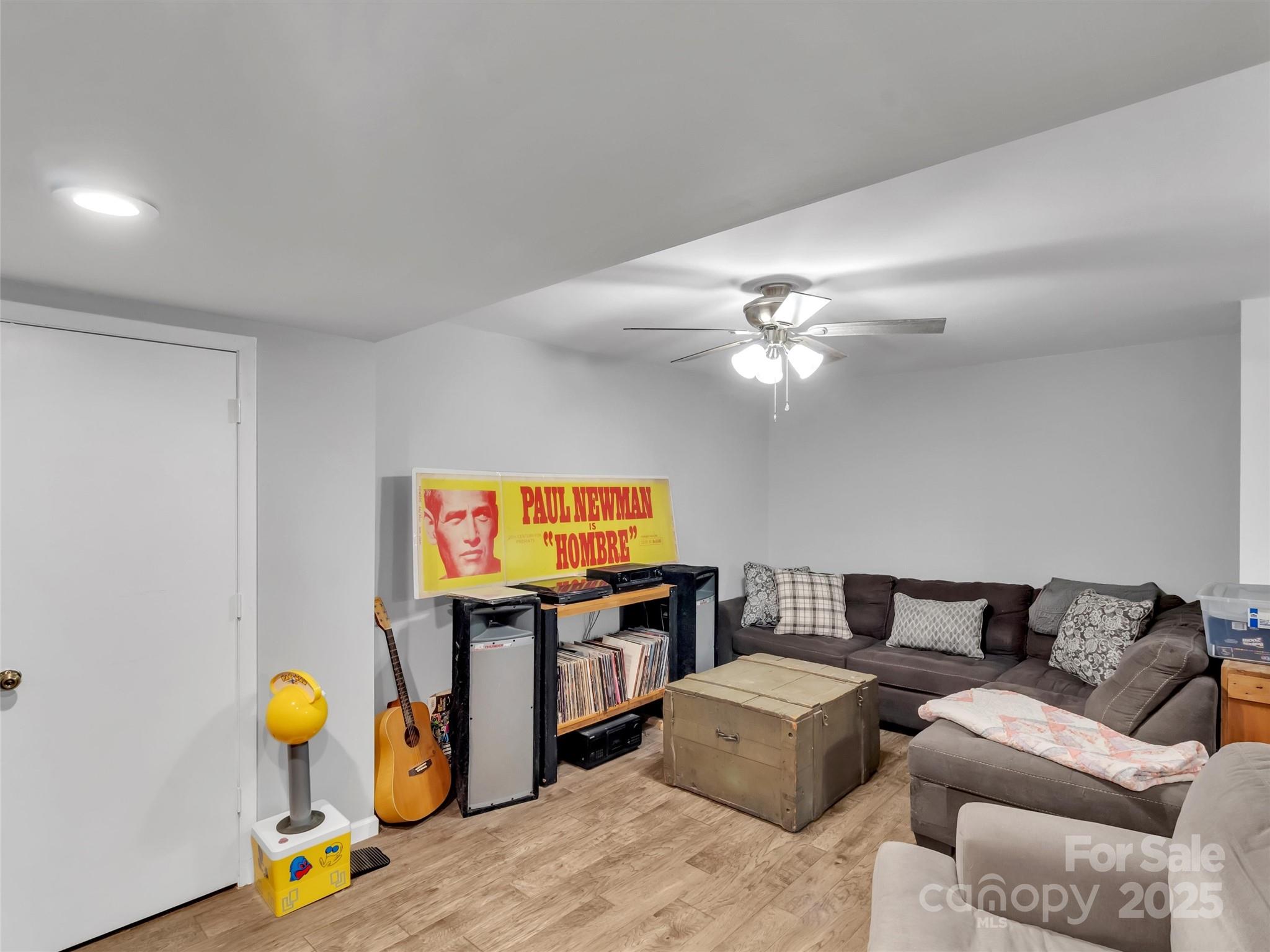 Baird Cove - Residential