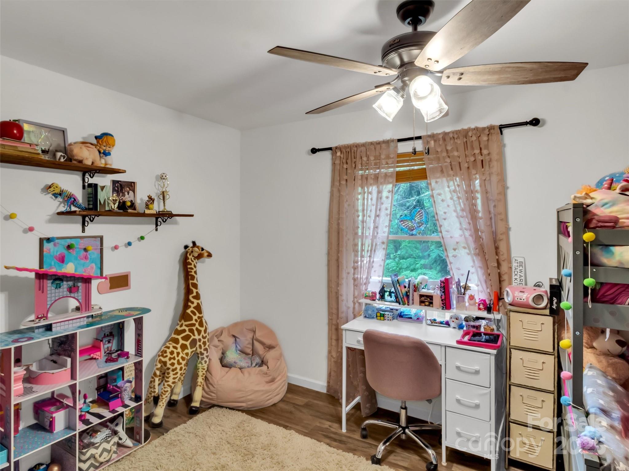 Baird Cove - Residential