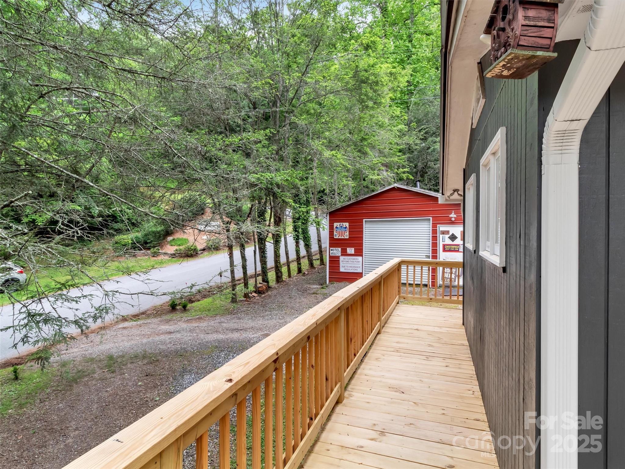 Baird Cove - Residential