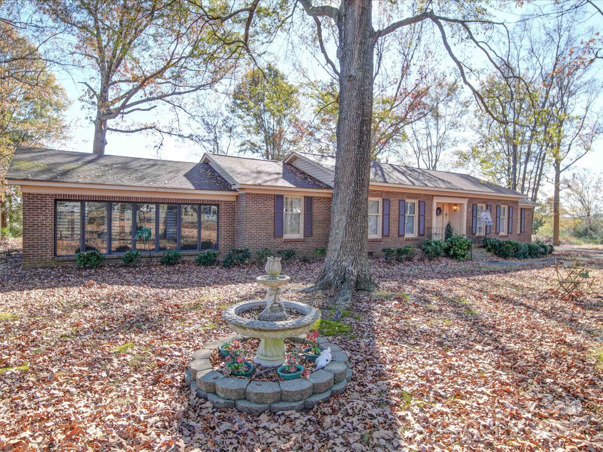 1120 Jug Broome Road