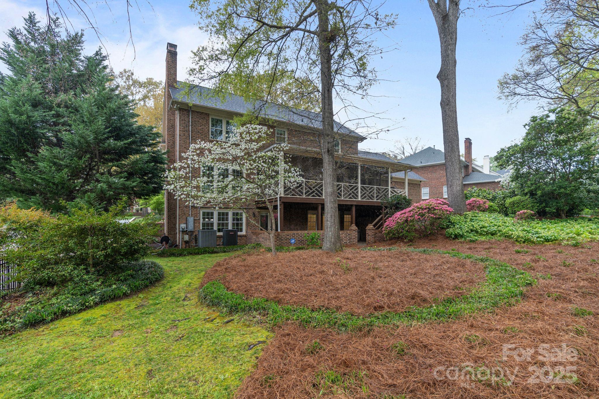 Winding Brook - Residential