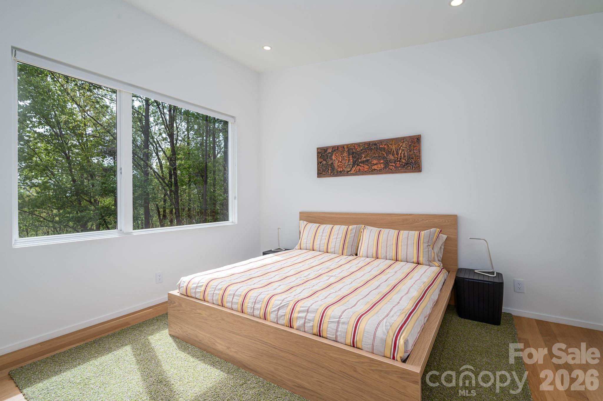 Twinn Coves on Morrison - Residential