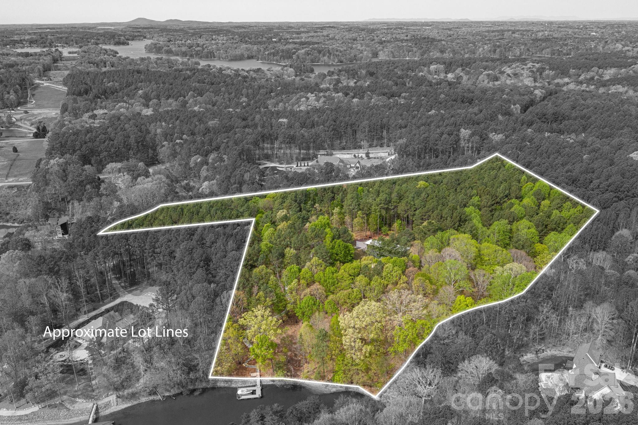 Twinn Coves on Morrison - Residential