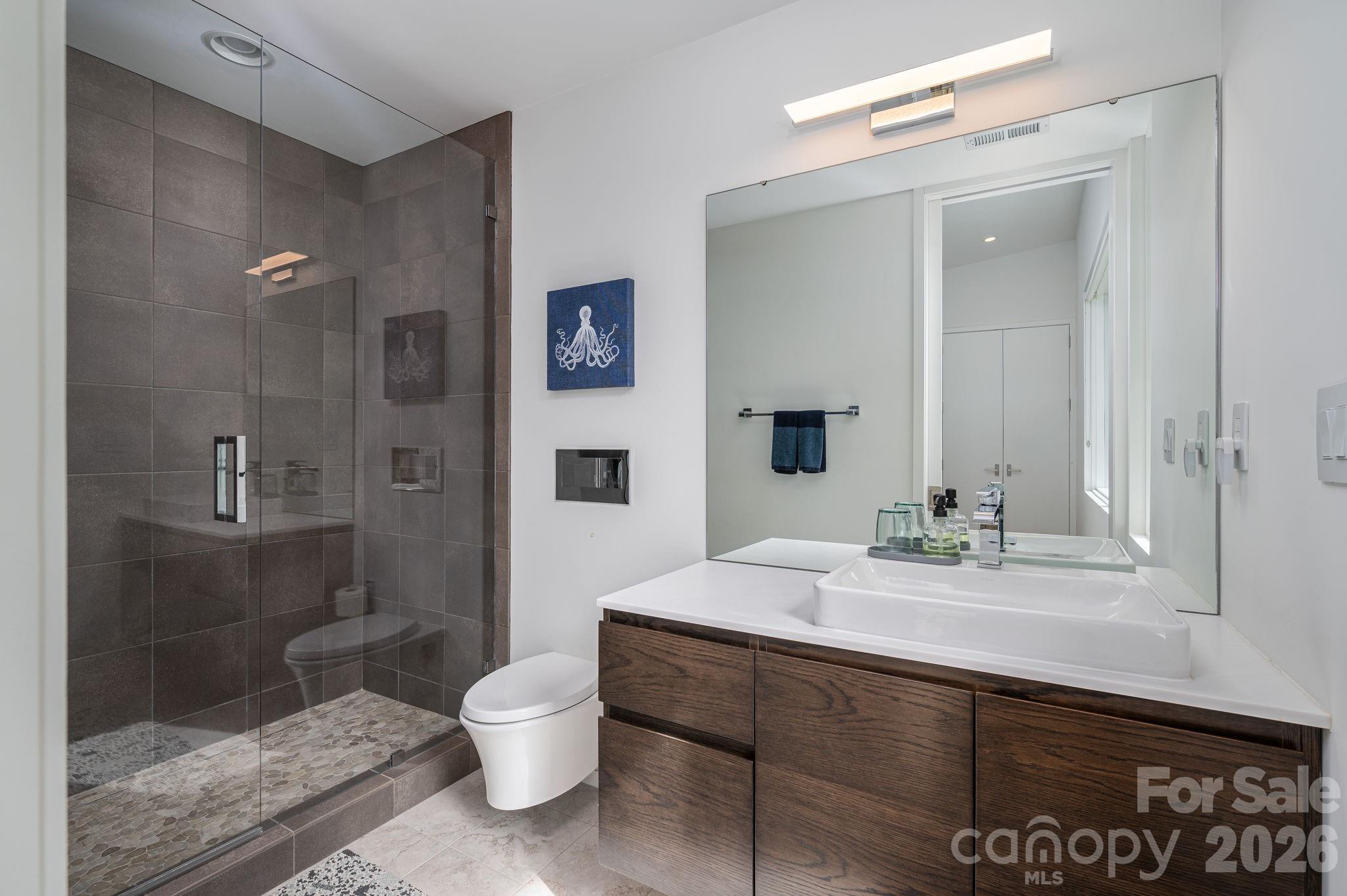 Twinn Coves on Morrison - Residential