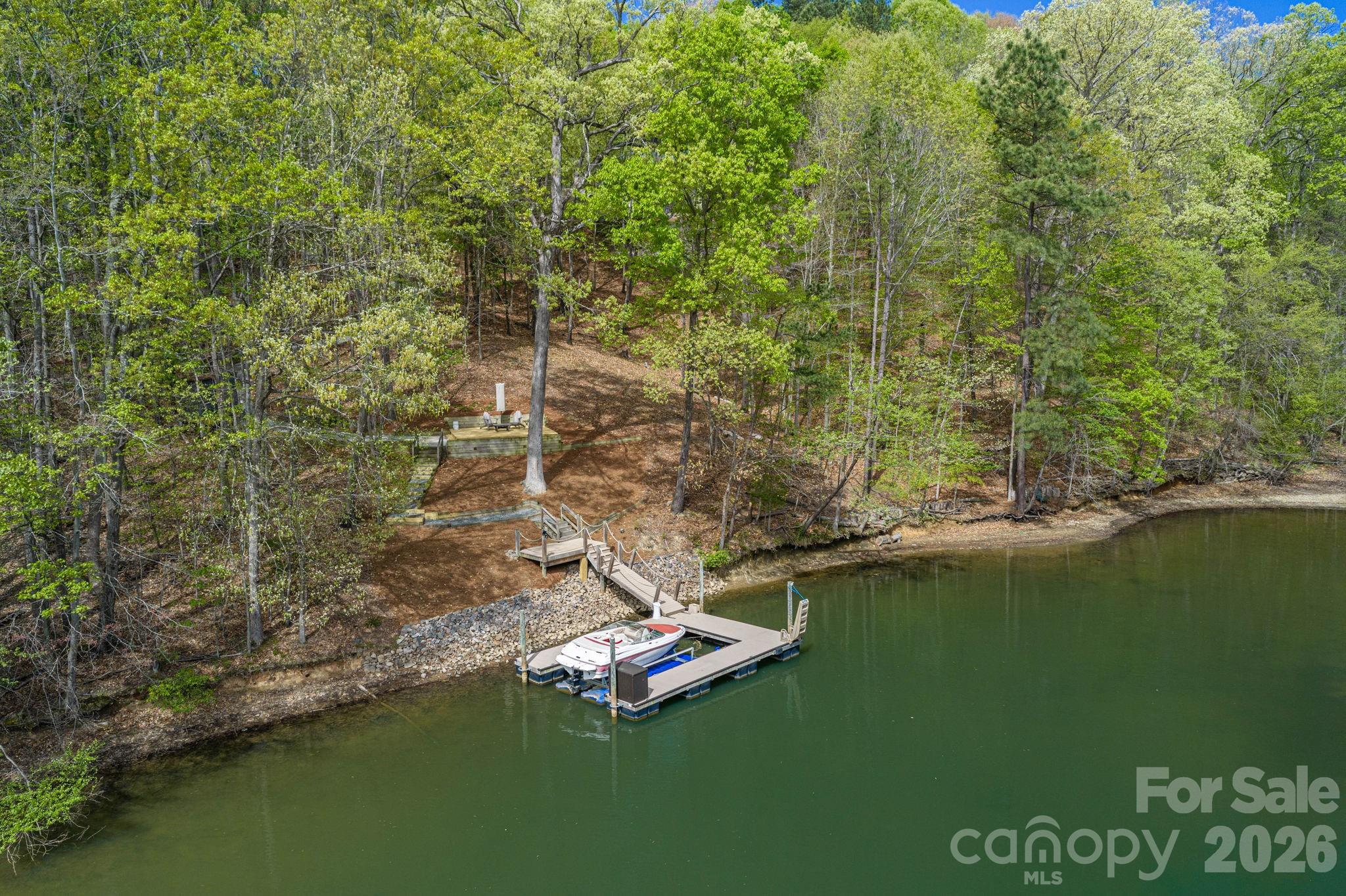 Twinn Coves on Morrison - Residential