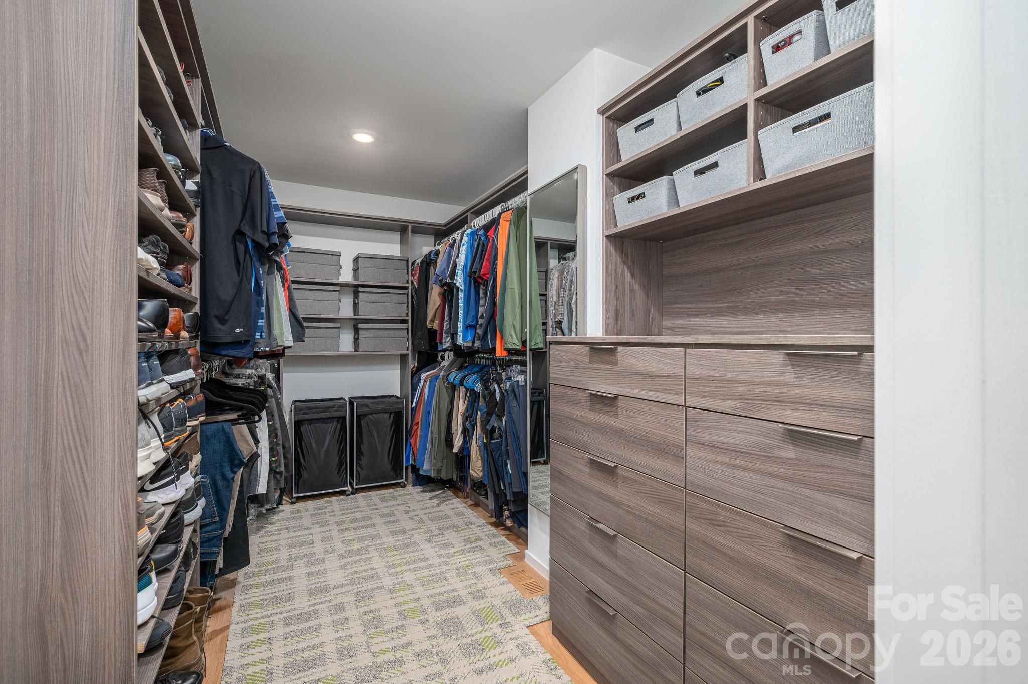 Twinn Coves on Morrison - Residential