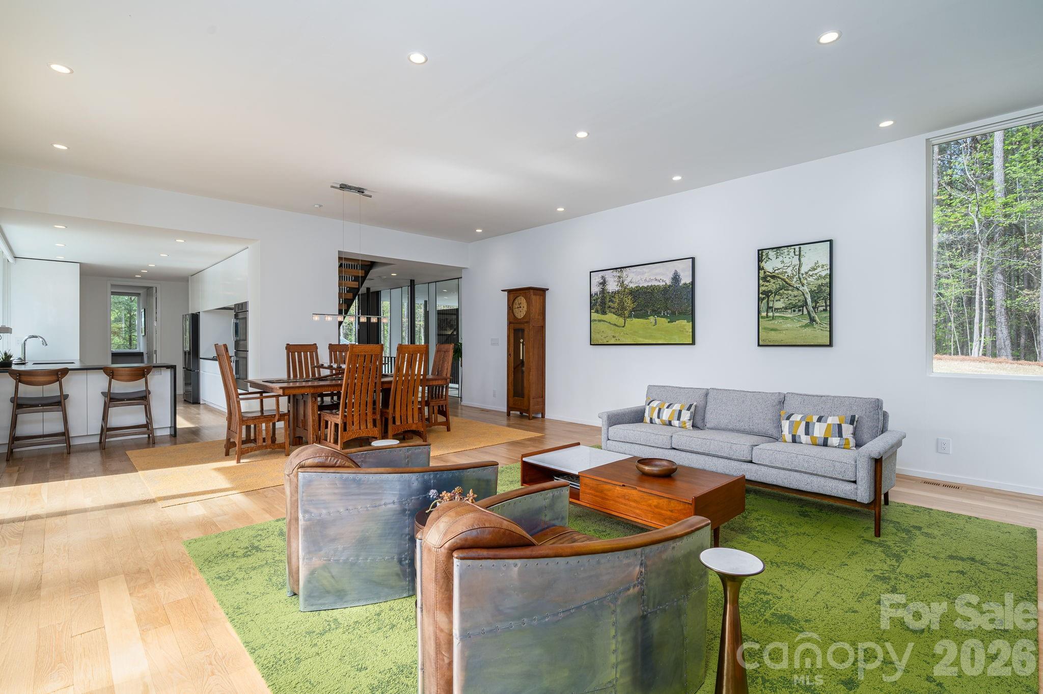 Twinn Coves on Morrison - Residential