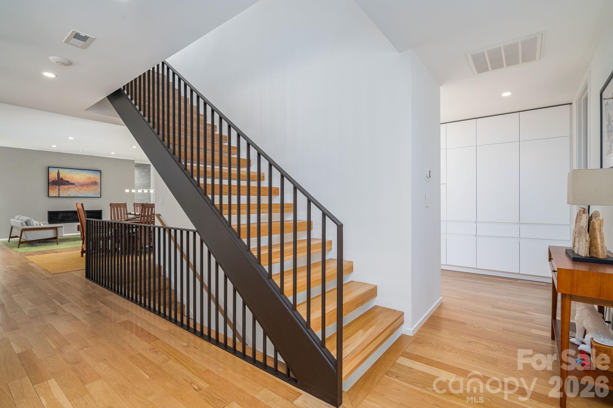 Twinn Coves on Morrison - Residential