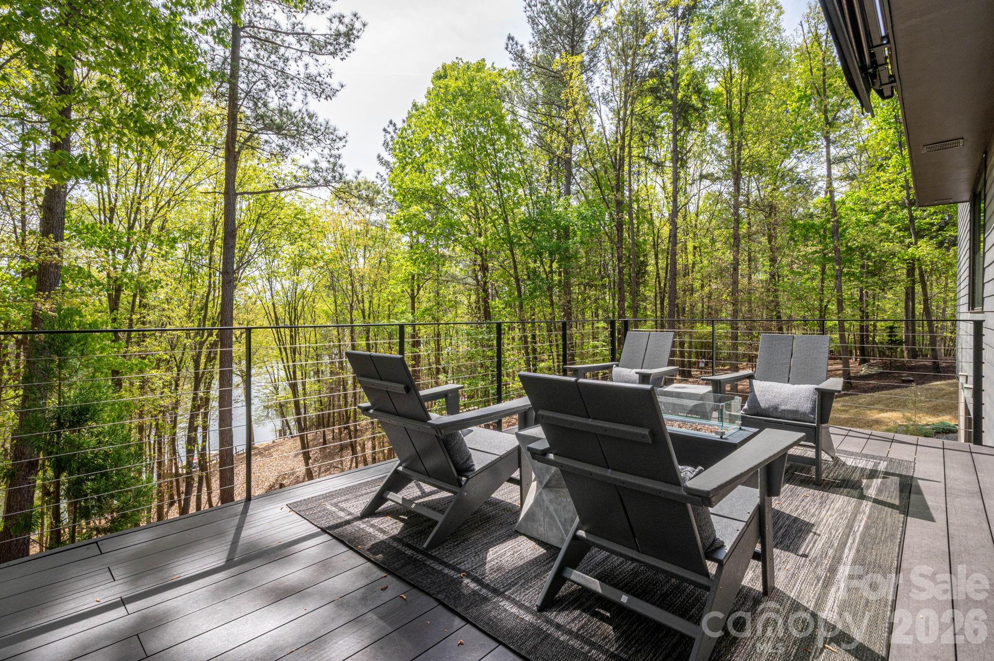 Twinn Coves on Morrison - Residential