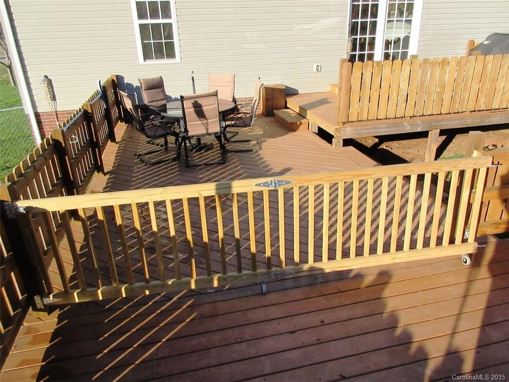 Beagle Club Commons - Residential