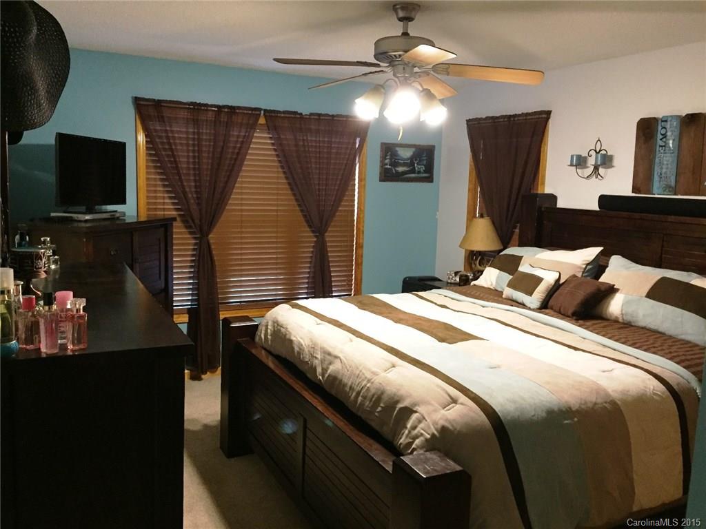 Beagle Club Commons - Residential