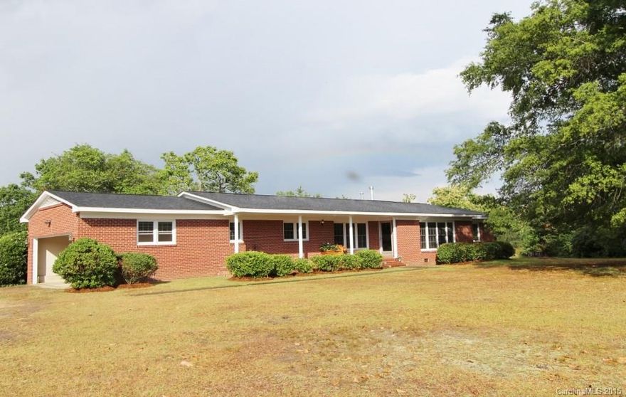 Sprawling Ranch/Farm on 112 Acres in Heath Springs, SC.  6 stall barn w/hay loft incl. power/water.  Rolling pastures /3 rail fencing,  surrounded by woods and bordered to the west by Hanging Rock Creek. The 1957 ranch/farm house has many updates including granite/tile in kitchen, newer roof and HVAC, new insulated windows as well original refinished hardwood floors! New gutters.  Heath Springs is 20 minutes to Camden and 30 mins to Lancaster.Motivated Sellers. Subdividable