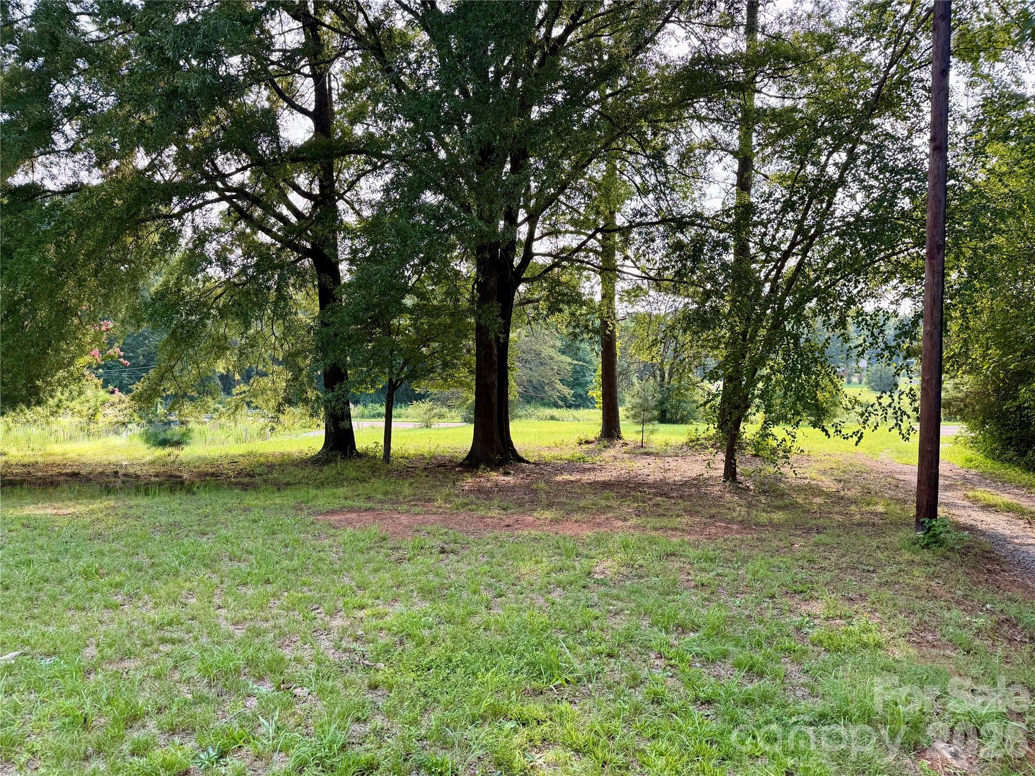 910 Hopewell Church Road