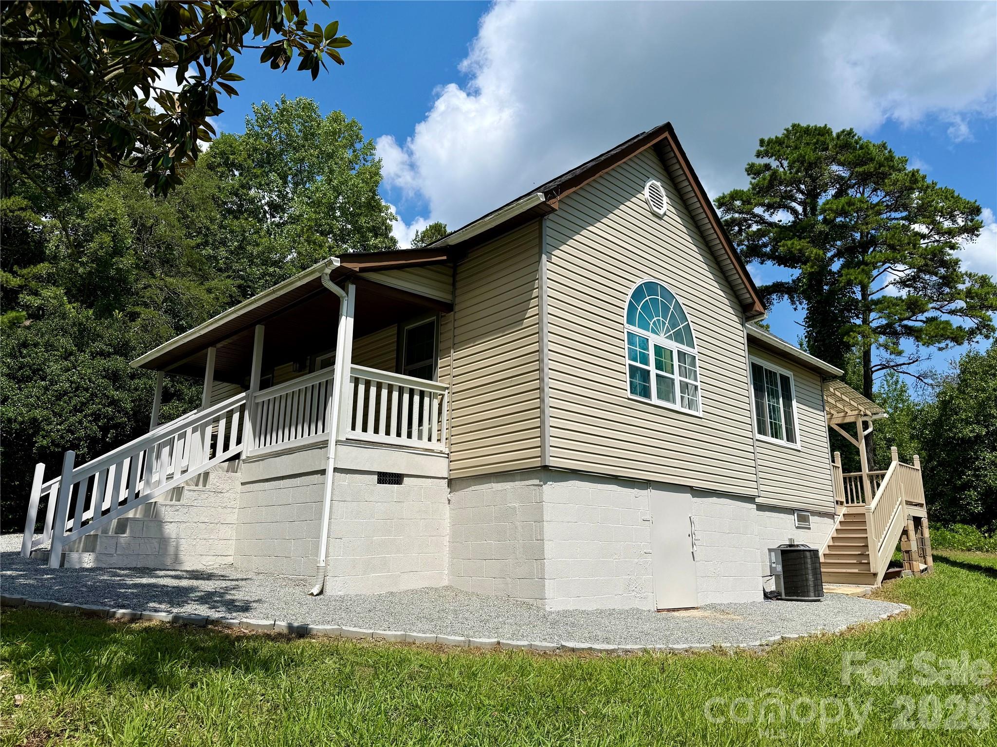 910 Hopewell Church Road