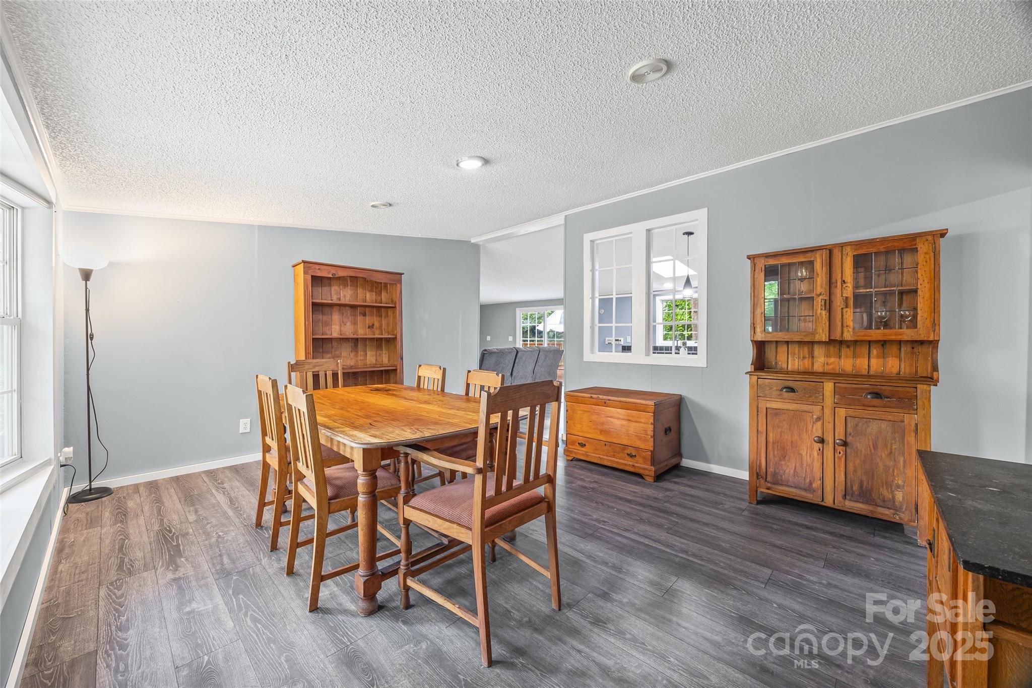 210 Valley View Drive