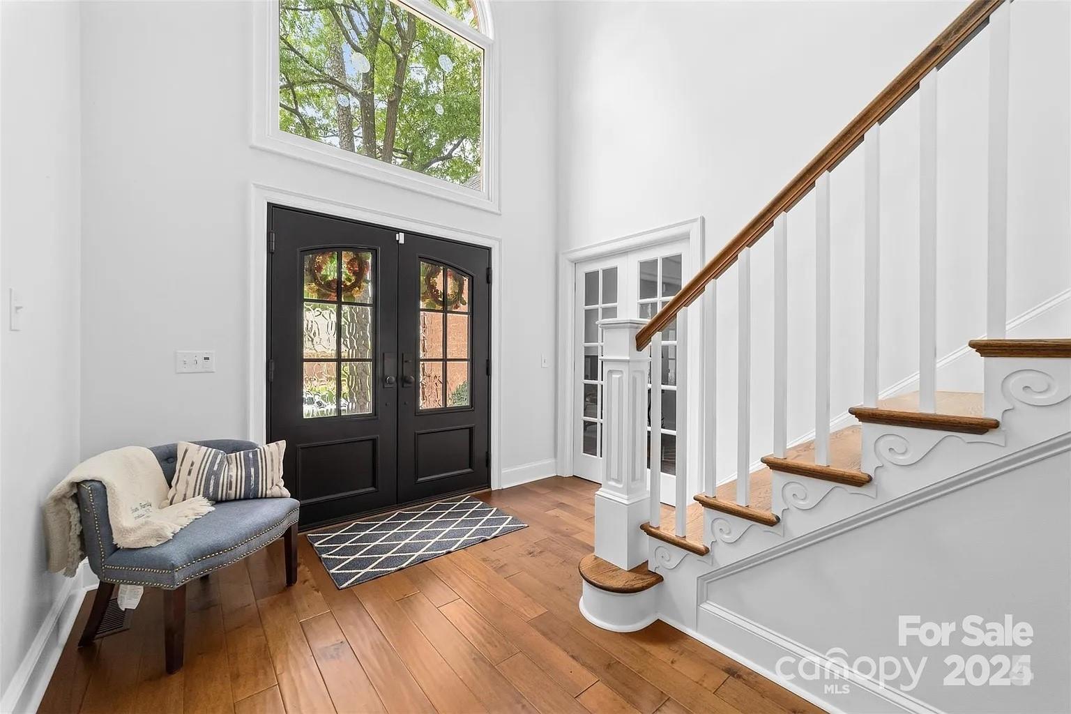 The Peninsula - Residential