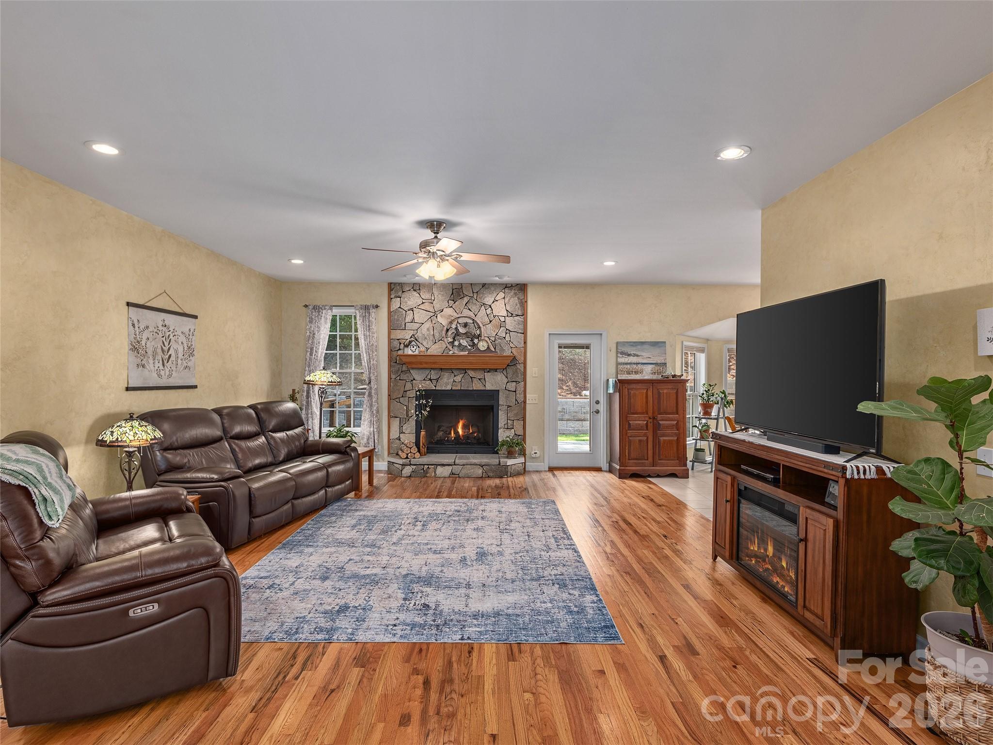 Lake Adger - Residential