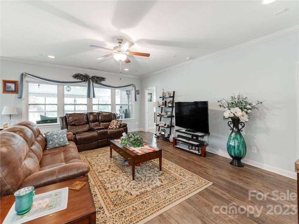 Edgewater - Residential