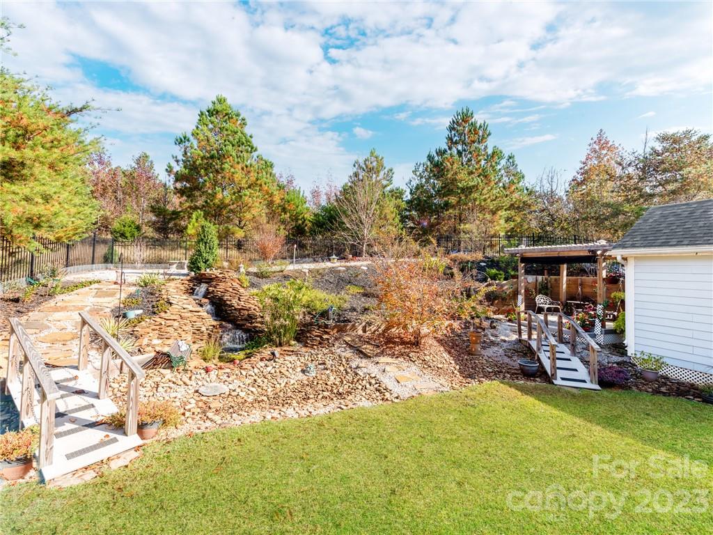 Edgewater - Residential