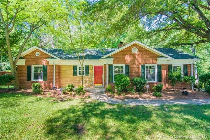 CLASSIC MID CENTURY MODERN in HOT COUNTRY CLUB HEIGHTS!!  Owner has just completed more updates!  Wide open interior with all the upgrades everybody wants. Fab kitchen-huge island-custom soft close cabinets-designer granite-SS appliances-gas stove.  Gorgeous original hardwood floors, TWO FIREPLACES, spacious bedrooms and designer baths.  HUGE LOT and unusual 2 CAR GARAGE.  New windows, new heating and cooling, updated plumbing, electrical, newer roof.  LOTS OF PARKING. Corner lot and cul de sac.