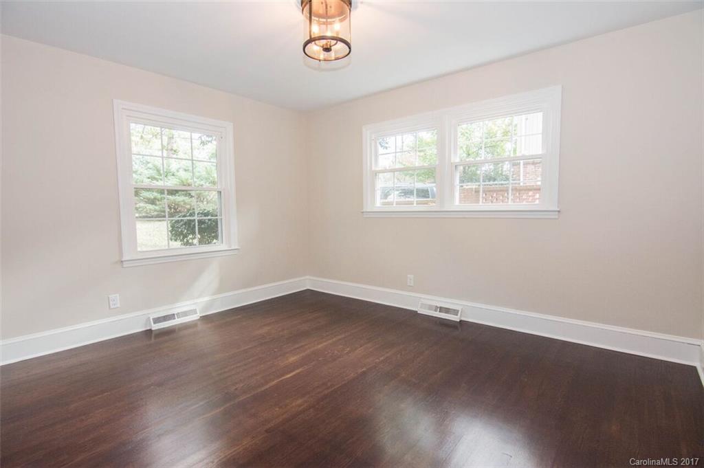 Country Club Acres - Residential