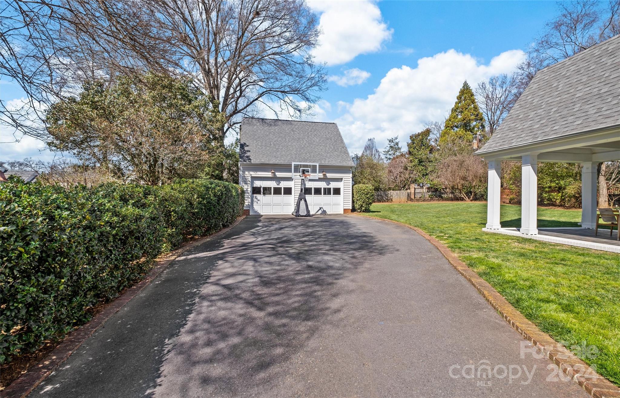 Myers Park - Residential