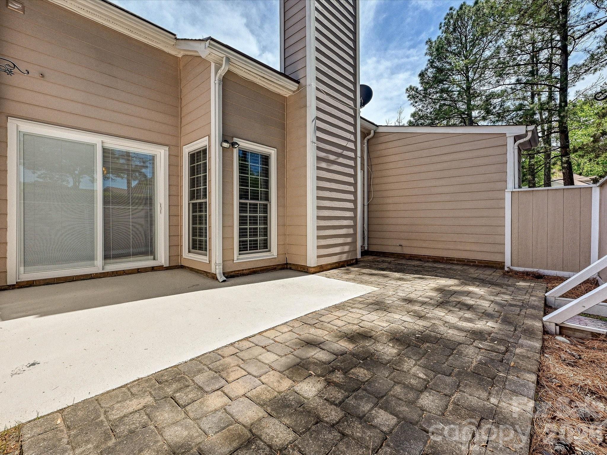 Renaissance on Carmel II - Residential