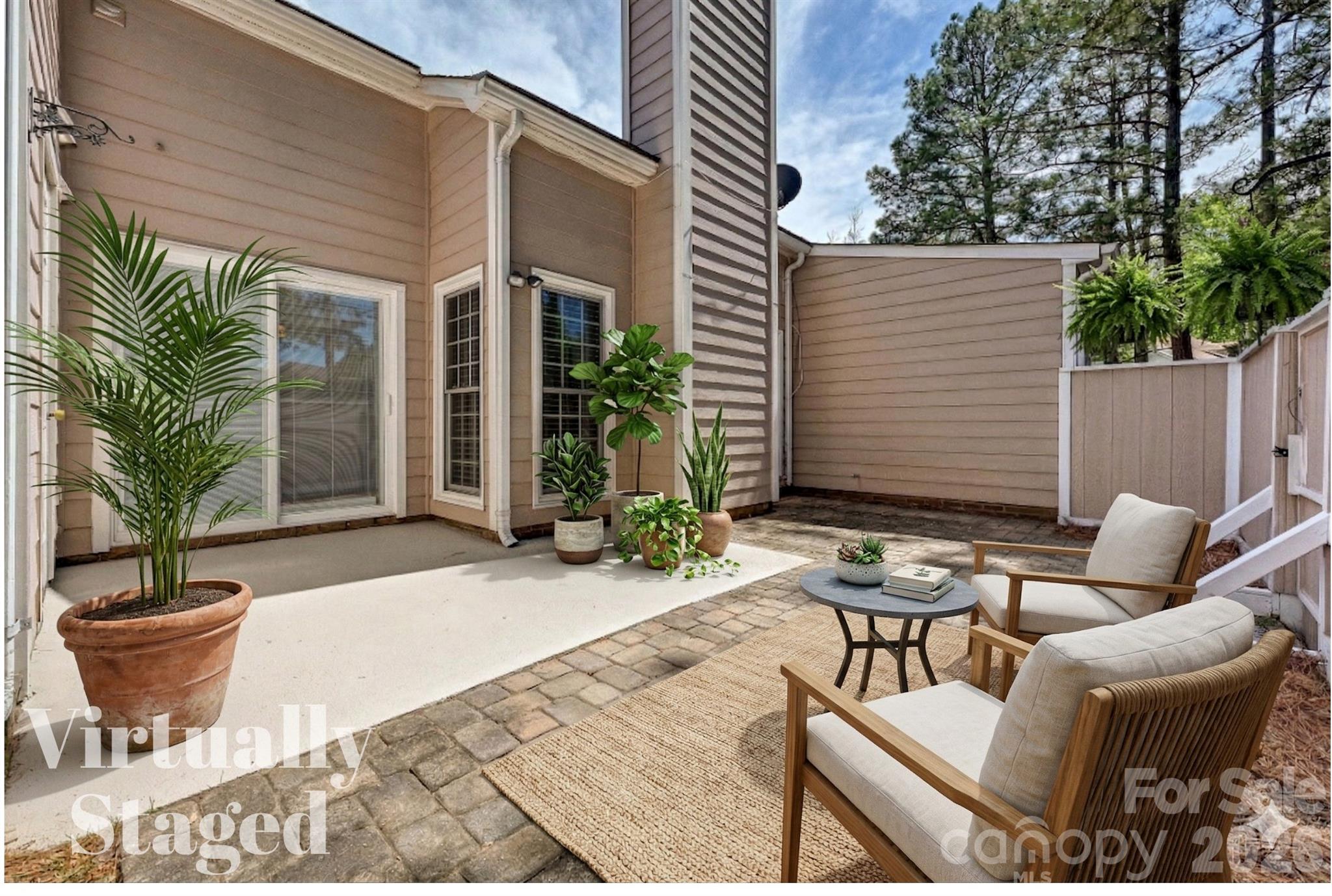 Renaissance on Carmel II - Residential