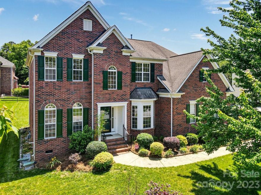 Welcome to this stunning 5-bedroom, 3-bathroom home that combines an open floor plan with a cozy atmosphere. With its all-brick exterior, this residence offers a timeless and durable construction. The open floor plan creates a seamless flow between the living spaces, perfect for entertaining friends and family. As you step inside, you're greeted by a spacious and inviting foyer that leads you into the heart of the home. The adjacent dining area provides a comfortable space for meals and gatherings. The living room is bathed in natural light, thanks to large windows that offer views of the surrounding landscape. It serves as the perfect spot to relax and unwind after a long day. The main level also boasts a separate study or home office, providing a quiet space for work or study. Upstairs, you'll find four generously sized bedrooms, each offering its own unique charm and plenty of closet space.Don't miss out on the opportunity to make this your dream home!