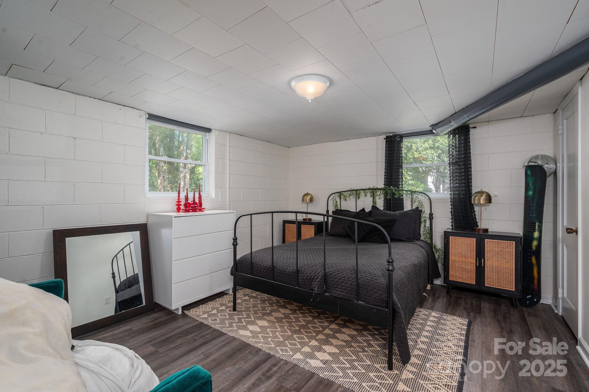 Davidson, North Carolina 28036, United States, 5 Bedrooms Bedrooms, ,3 BathroomsBathrooms,Residential,Active,112423