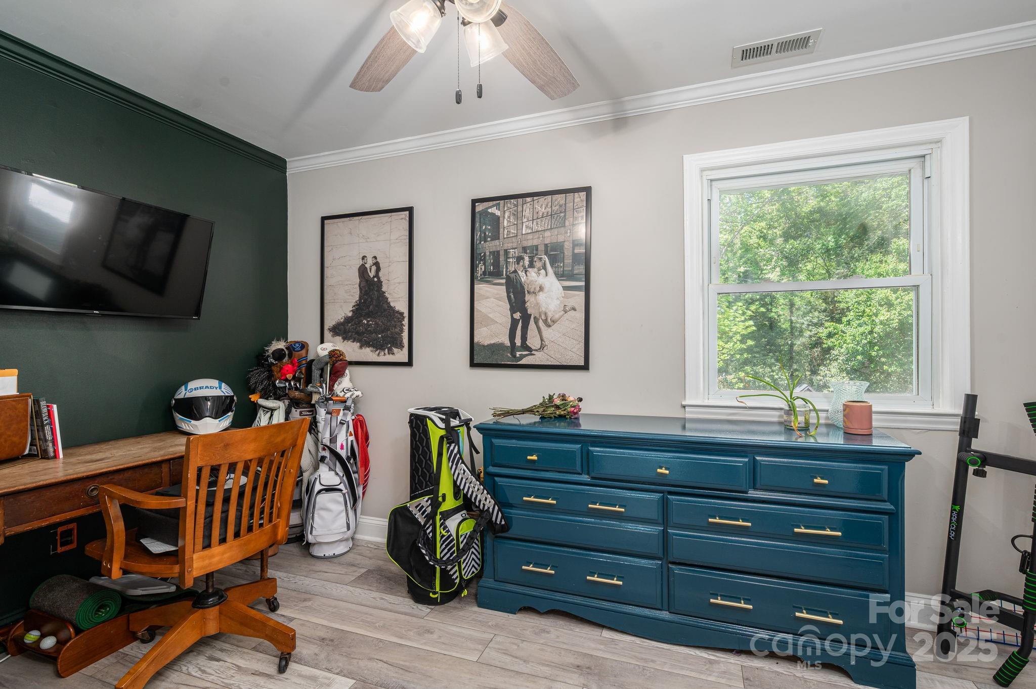 Davidson, North Carolina 28036, United States, 5 Bedrooms Bedrooms, ,3 BathroomsBathrooms,Residential,Active,112423