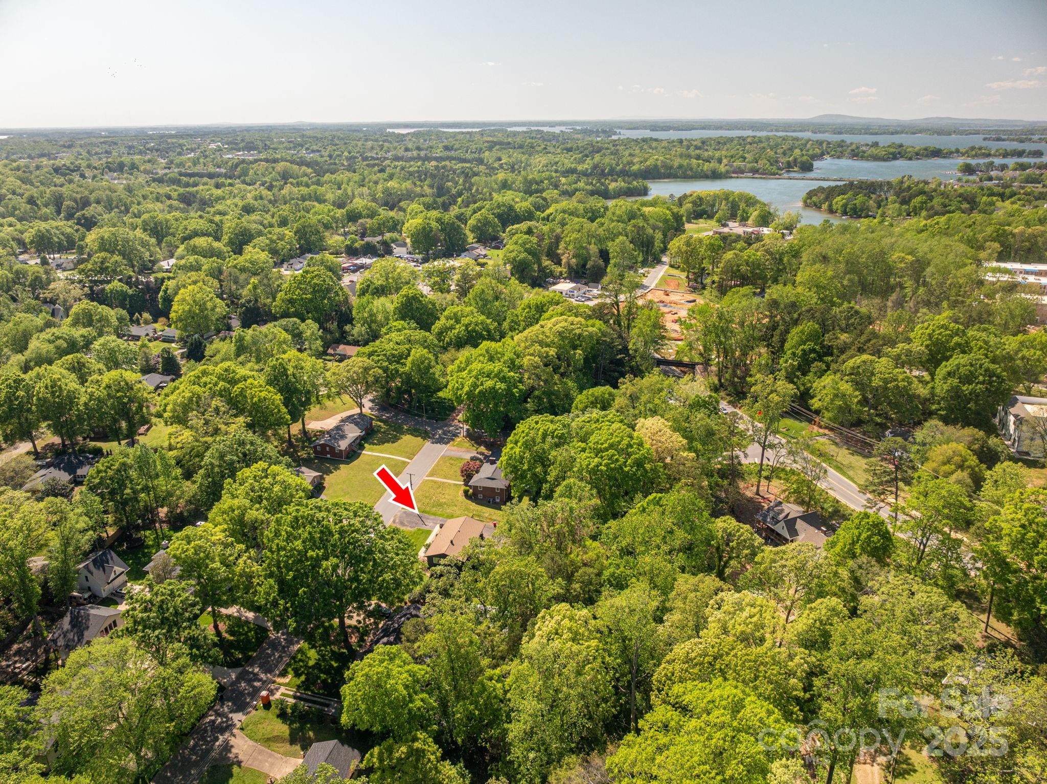 119 Meadowbrook Lane