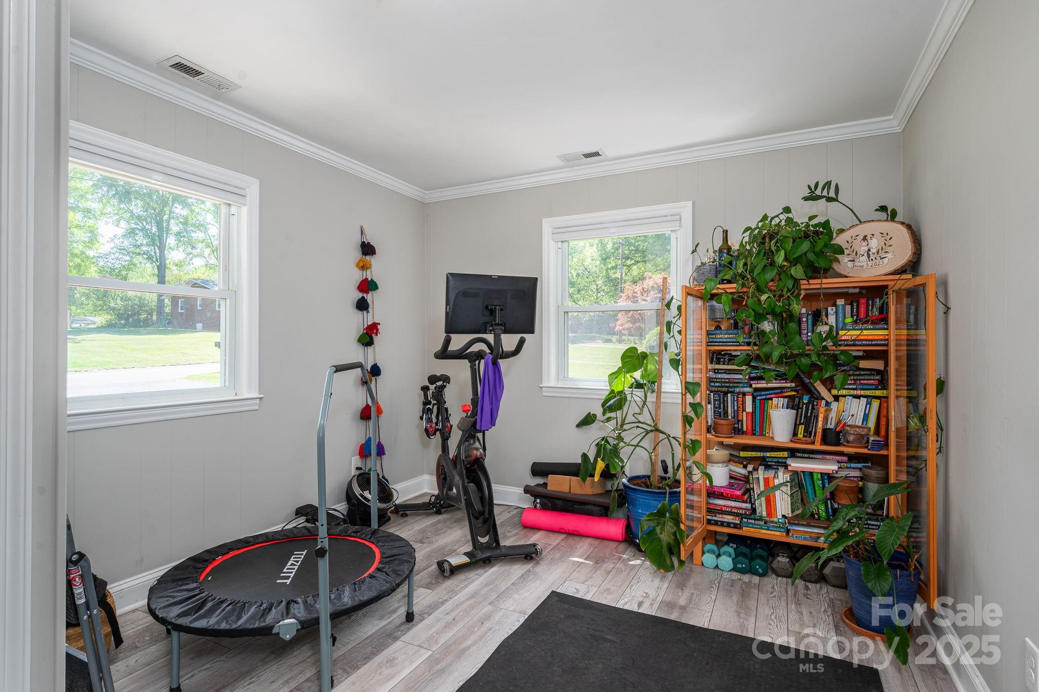 Davidson, North Carolina 28036, United States, 5 Bedrooms Bedrooms, ,3 BathroomsBathrooms,Residential,Active,112423