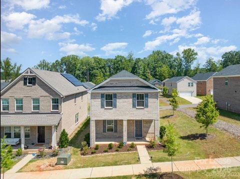 Photo of 1304 Colgher Street, Charlotte, NC 28227 (MLS # 4332907)