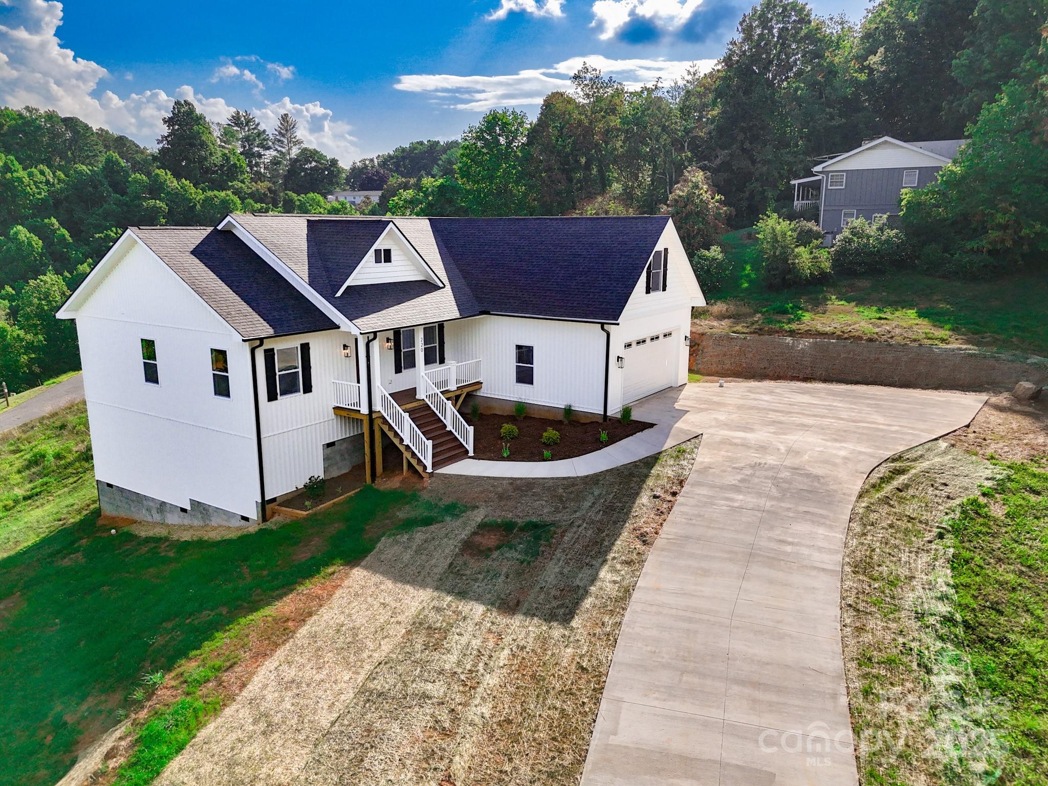 220 Pine Ridge Road