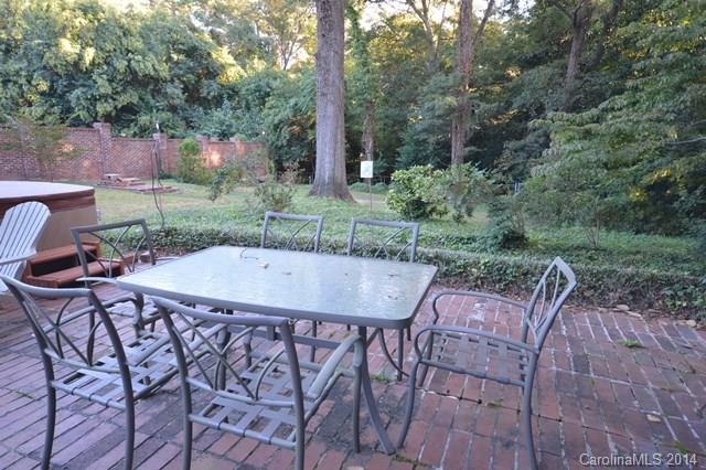 Seventeen Acres - Residential