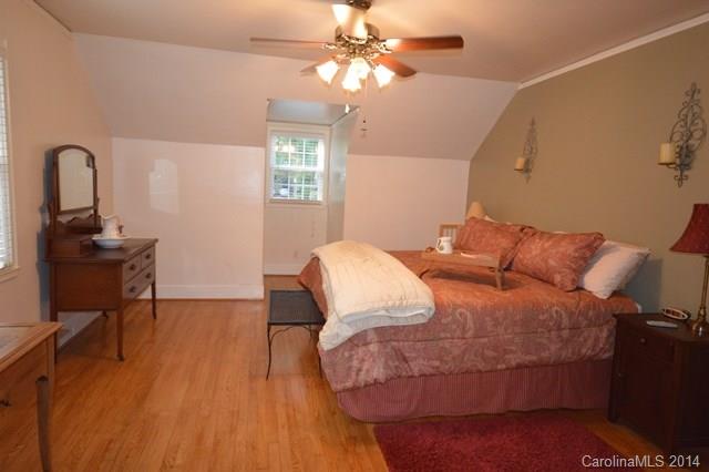 Seventeen Acres - Residential